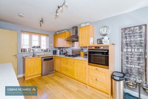 Kitchen- click for photo gallery